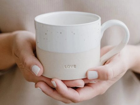 Tazza con manico  Love  Hot on Sale